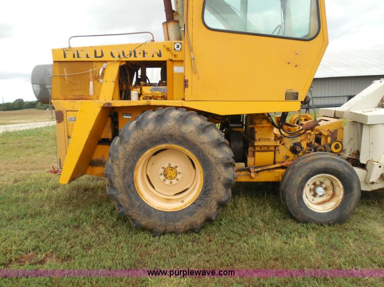 image for item I3326 Field Queen FQ forage harvester