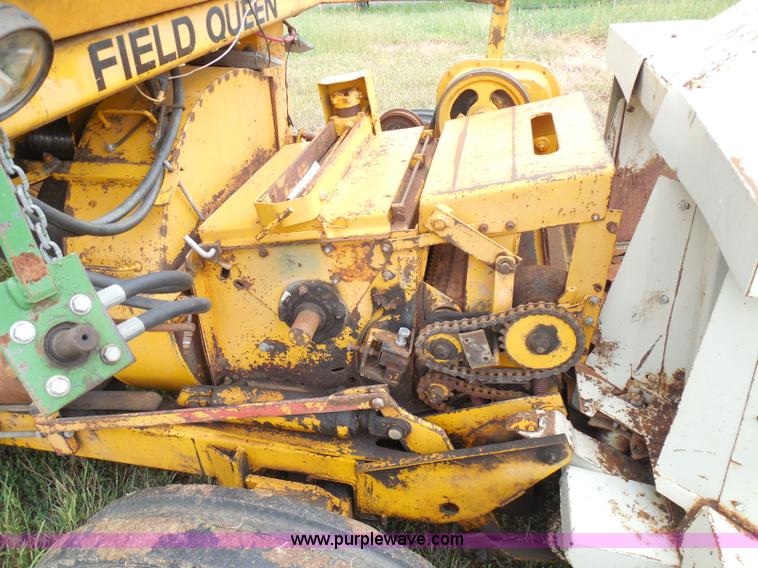 image for item I3326 Field Queen FQ forage harvester