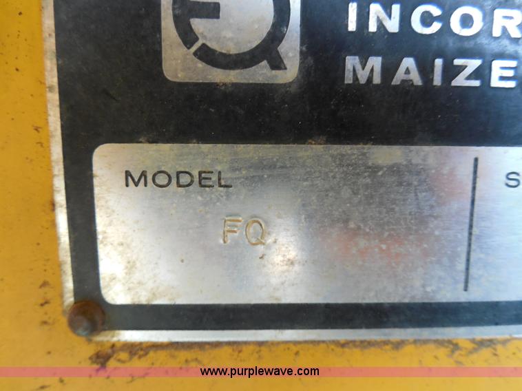 image for item I3326 Field Queen FQ forage harvester