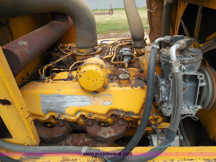 image for item I3326 Field Queen FQ forage harvester