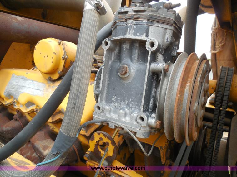 image for item I3326 Field Queen FQ forage harvester