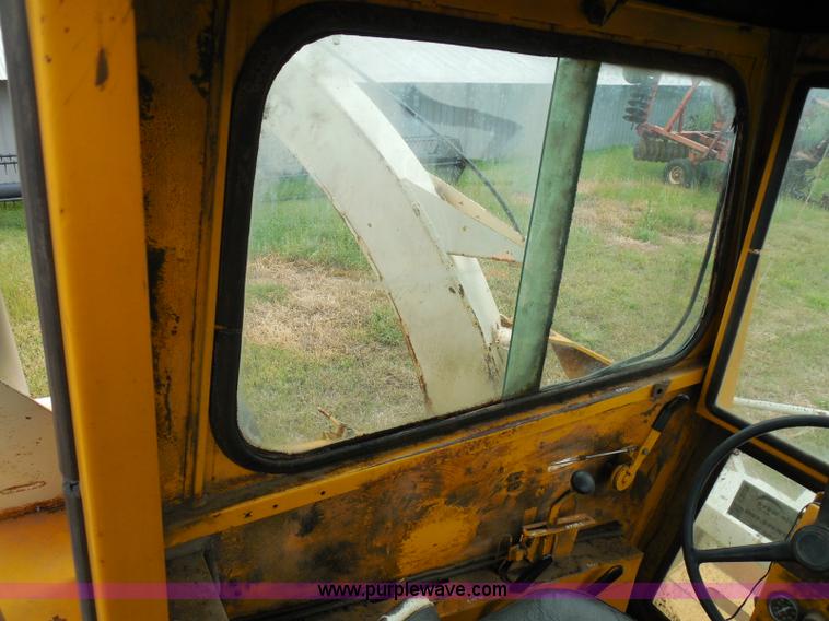 image for item I3326 Field Queen FQ forage harvester