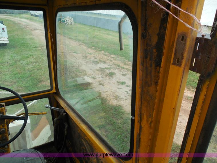 image for item I3326 Field Queen FQ forage harvester