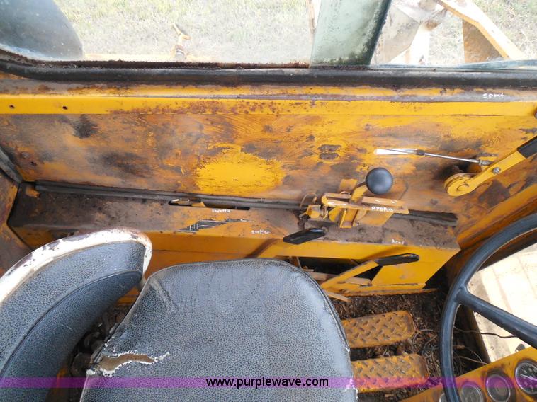 image for item I3326 Field Queen FQ forage harvester