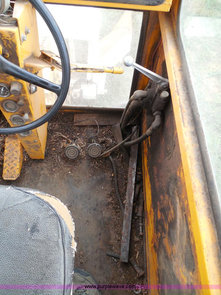 image for item I3326 Field Queen FQ forage harvester