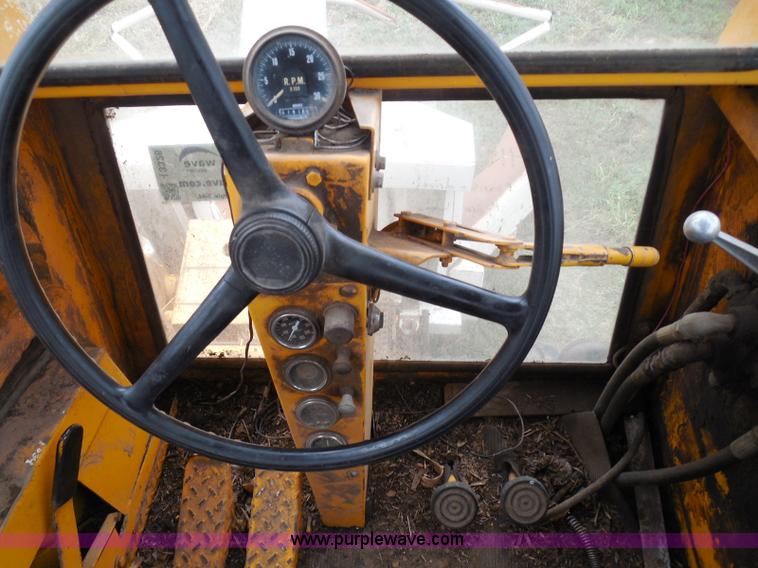 image for item I3326 Field Queen FQ forage harvester