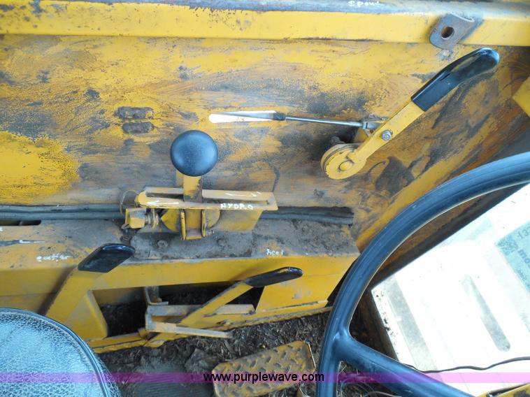 image for item I3326 Field Queen FQ forage harvester