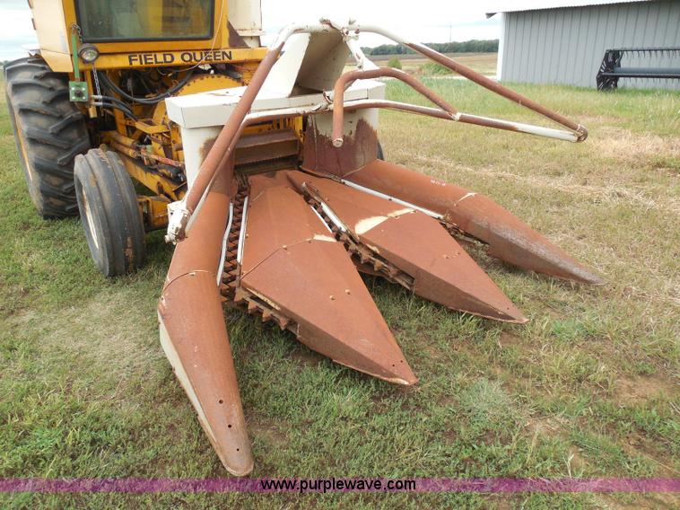 image for item I3326 Field Queen FQ forage harvester