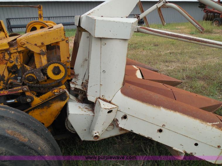 image for item I3326 Field Queen FQ forage harvester