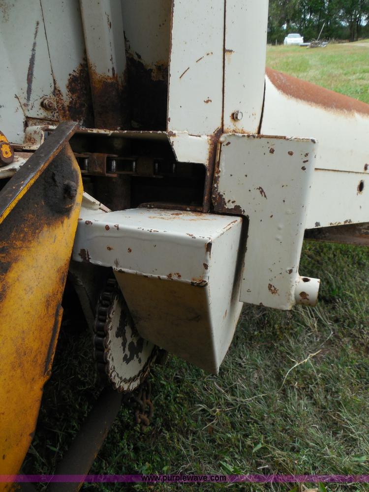 image for item I3326 Field Queen FQ forage harvester