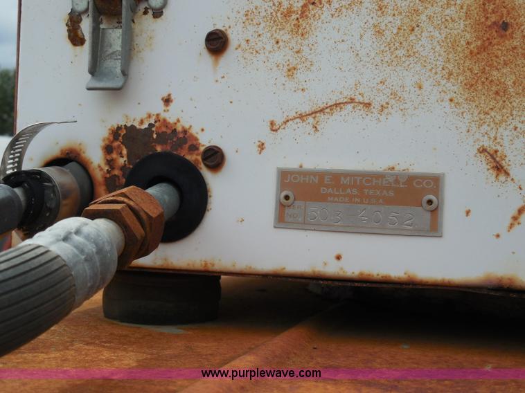 image for item I3326 Field Queen FQ forage harvester