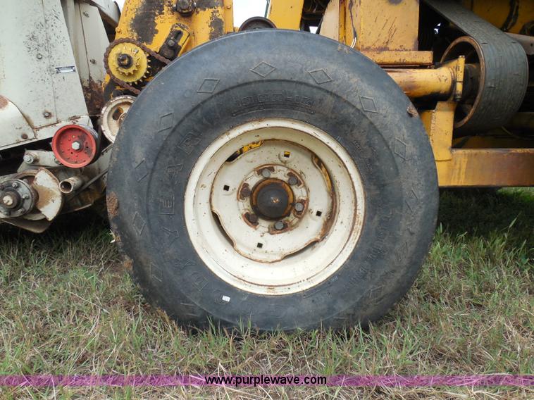 image for item I3326 Field Queen FQ forage harvester