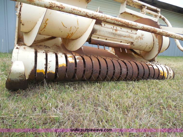 image for item I3327 Windrow pickup head