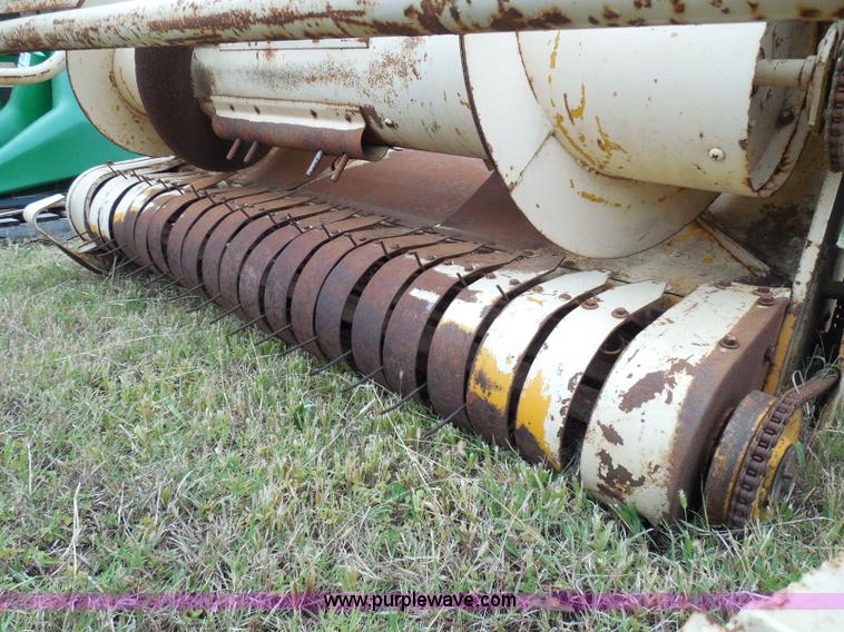 image for item I3327 Windrow pickup head