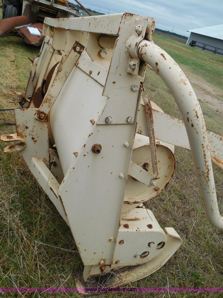 image for item I3327 Windrow pickup head