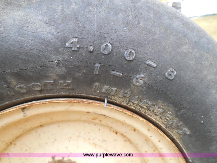 image for item I3327 Windrow pickup head