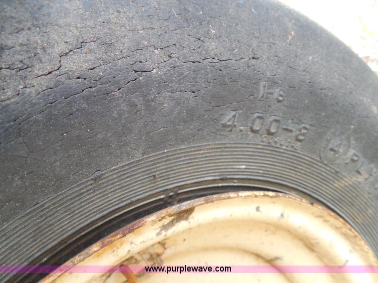 image for item I3327 Windrow pickup head