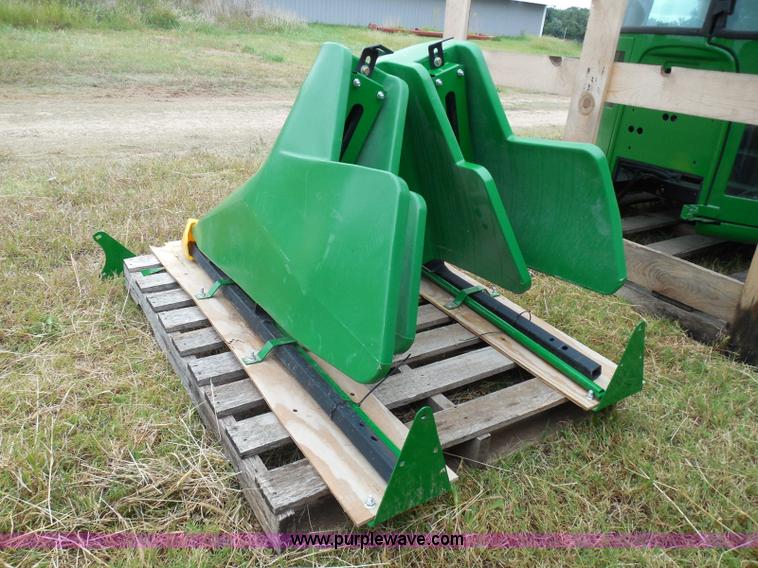image for item I3328 (2) John Deere flex snouts