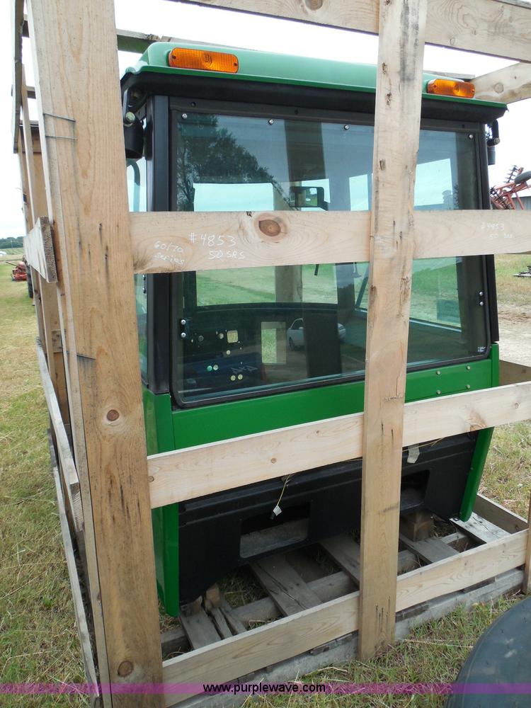 image for item I3329 1988 John Deere tractor cab