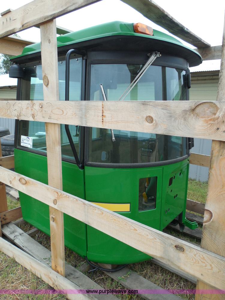 image for item I3329 1988 John Deere tractor cab