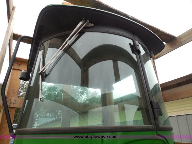 image for item I3329 1988 John Deere tractor cab
