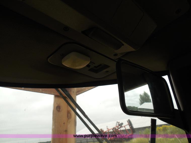 image for item I3329 1988 John Deere tractor cab