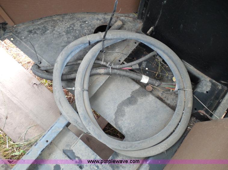 image for item I3329 1988 John Deere tractor cab