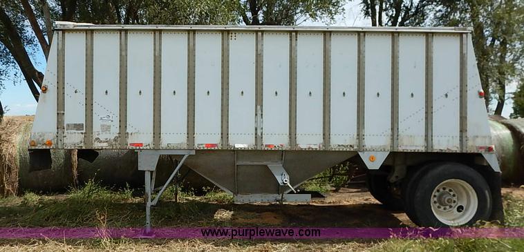 image for item I5406 1979 Merritt single hopper grain trailer