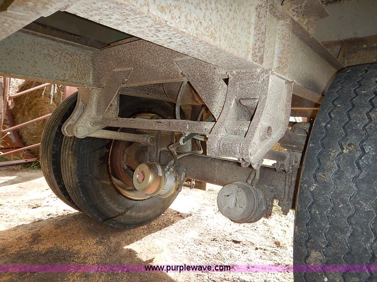 image for item I5406 1979 Merritt single hopper grain trailer