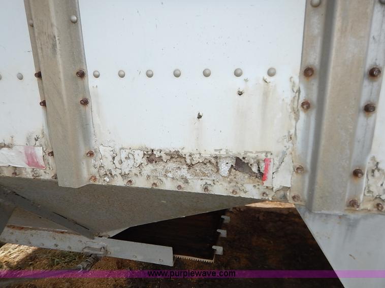 image for item I5406 1979 Merritt single hopper grain trailer