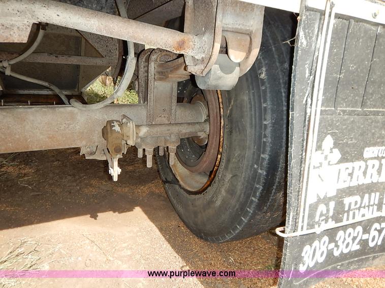 image for item I5406 1979 Merritt single hopper grain trailer