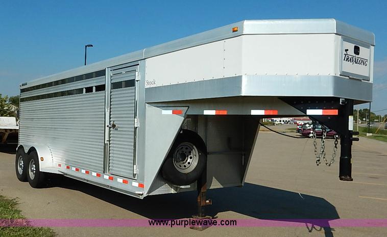 image for item I5457 2004 Liberty 20' gooseneck stock trailer