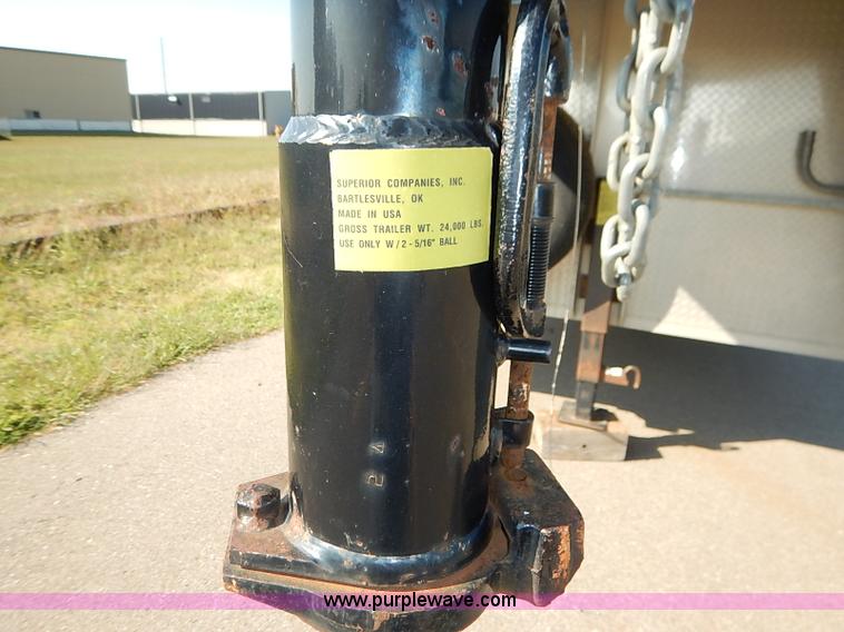 image for item I5457 2004 Liberty 20' gooseneck stock trailer