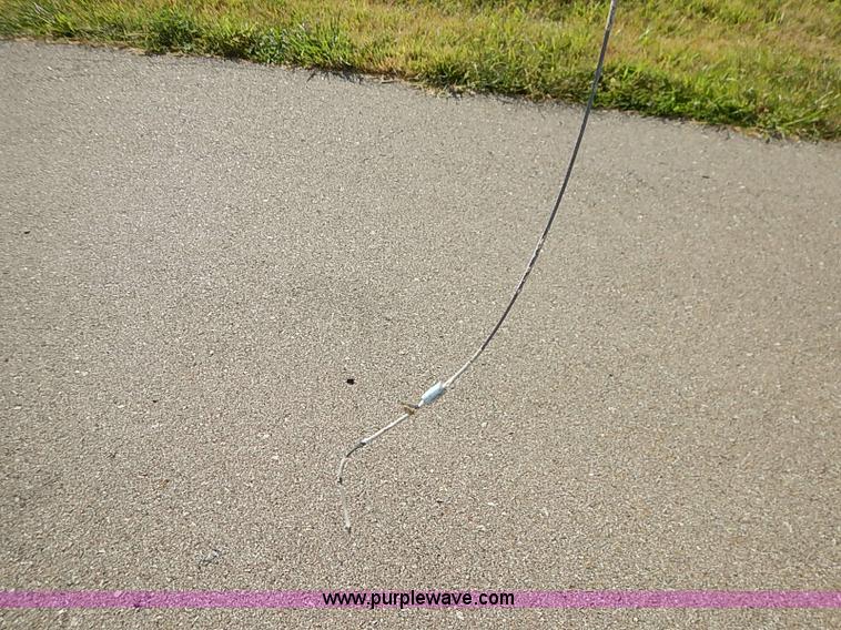 image for item I5457 2004 Liberty 20' gooseneck stock trailer