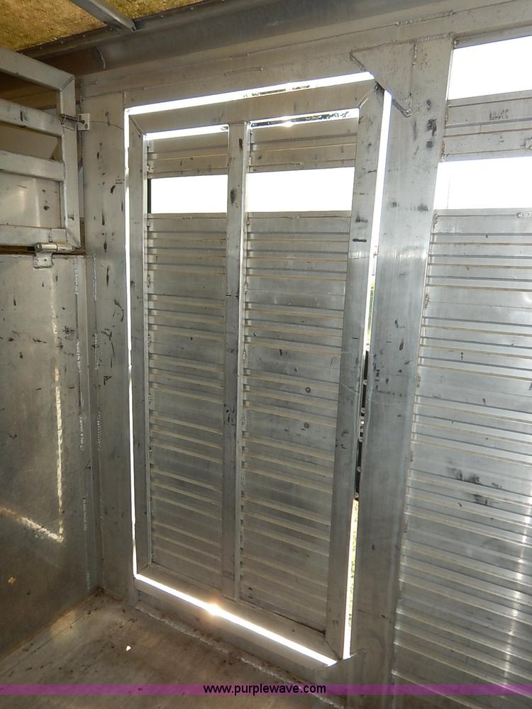 image for item I5457 2004 Liberty 20' gooseneck stock trailer