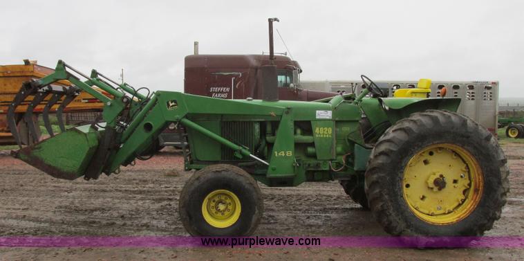 image for item I6101 1970 John Deere 4020 tractor