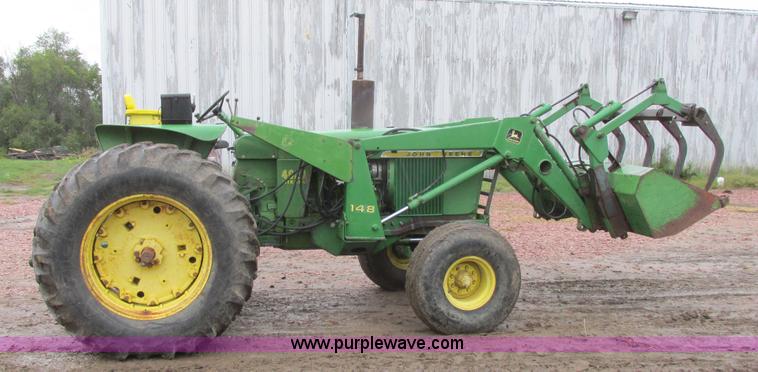 image for item I6101 1970 John Deere 4020 tractor