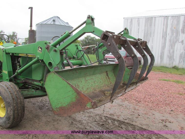 image for item I6101 1970 John Deere 4020 tractor