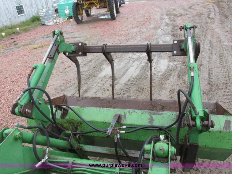 image for item I6101 1970 John Deere 4020 tractor