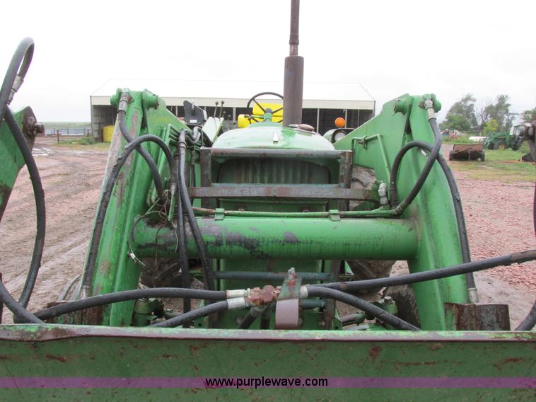 image for item I6101 1970 John Deere 4020 tractor