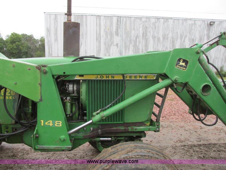 image for item I6101 1970 John Deere 4020 tractor