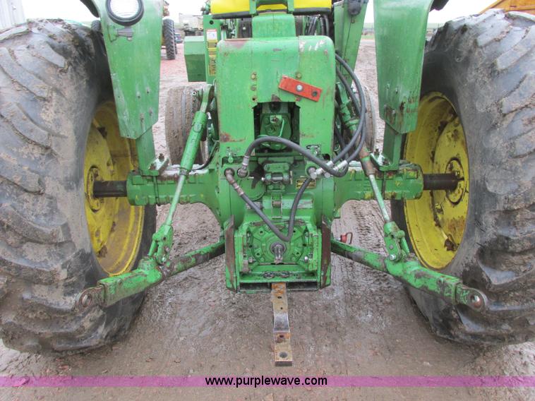 image for item I6101 1970 John Deere 4020 tractor