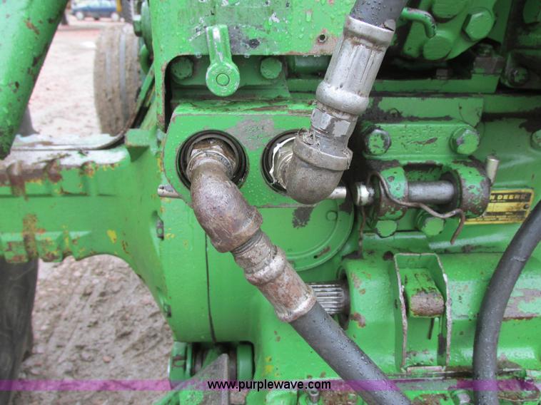 image for item I6101 1970 John Deere 4020 tractor