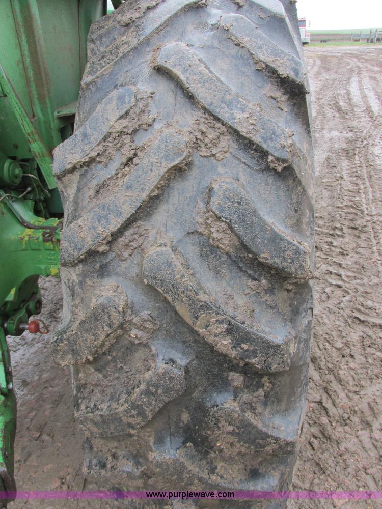 image for item I6101 1970 John Deere 4020 tractor