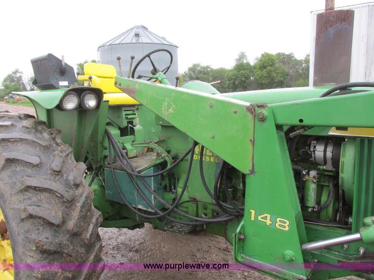image for item I6101 1970 John Deere 4020 tractor