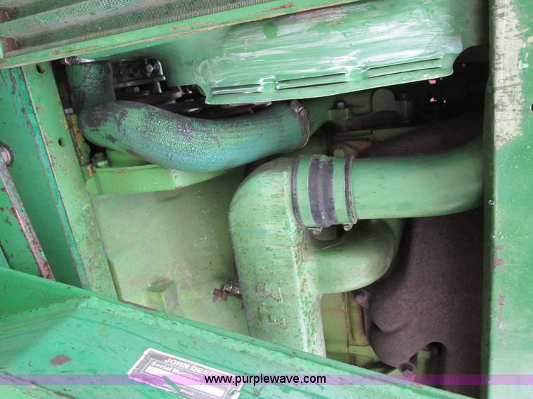 image for item I6101 1970 John Deere 4020 tractor