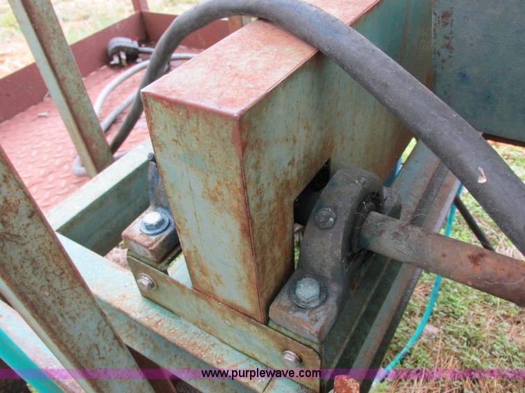 image for item I8922 Gustafson 5600 seed treater