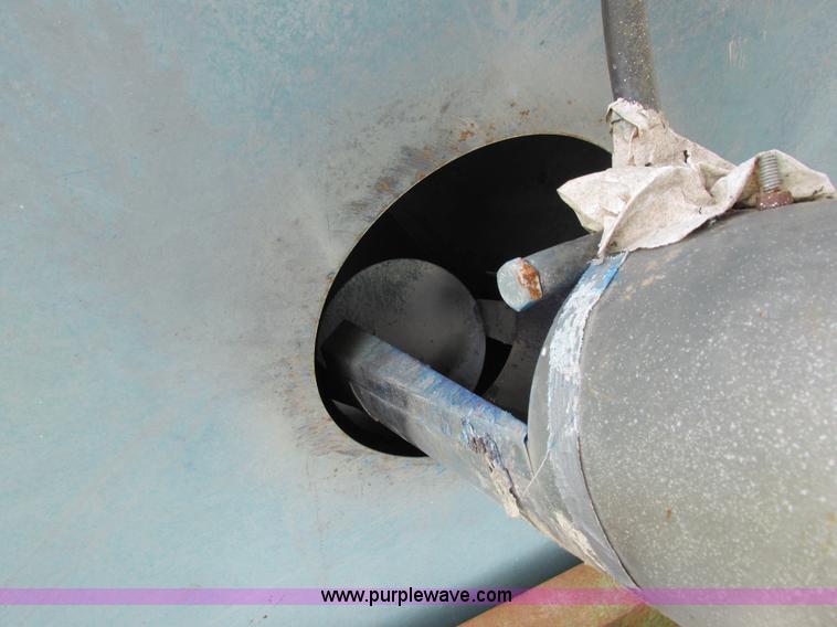 image for item I8922 Gustafson 5600 seed treater