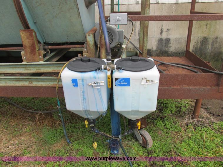 image for item I8922 Gustafson 5600 seed treater