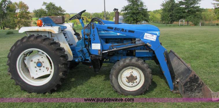 image for item I8927 Ford 1710 MFWD tractor